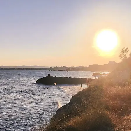 Апартамент Sun Wave Near The Sea *