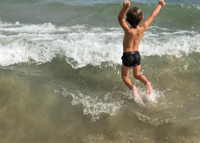 Апартамент Sun Wave Near The Sea Свети Влас