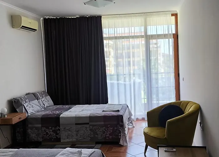 Апартамент Sun Wave Near The Sea Свети Влас