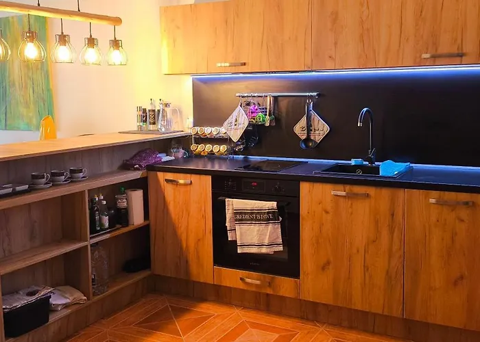 Апартамент Sun Wave Near The Sea